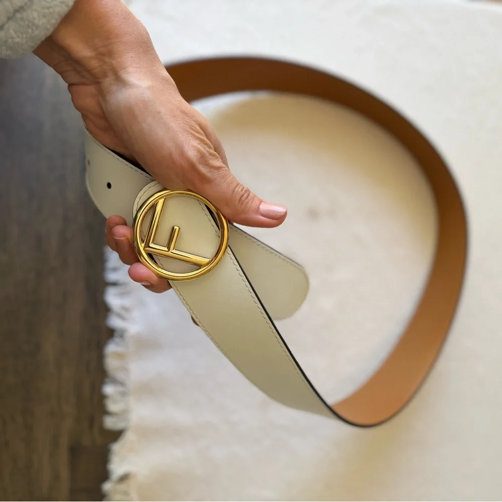Fendi White Belt with Gold Buckle - Picture 2 of 3